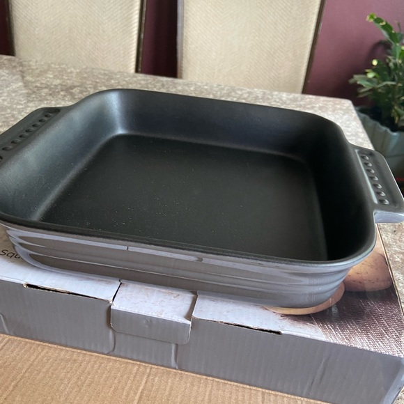 PARINI Restaurant Equipment Supply Parini Gray Square Non-stick Bakeware Dish 9" - Picture 9 of 14